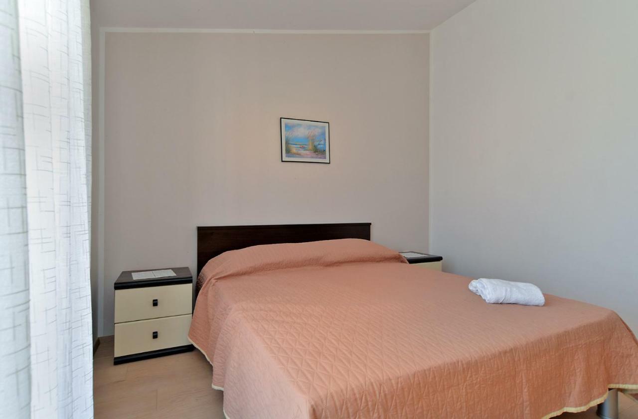 Apartment Gracijela 827 Medulin Ngoại thất bức ảnh